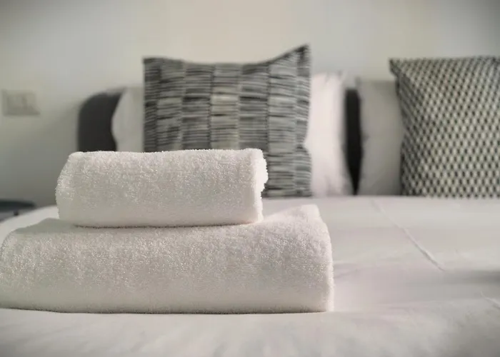Just Urban Stays - Bright And Functional Apartment - Corso Genova